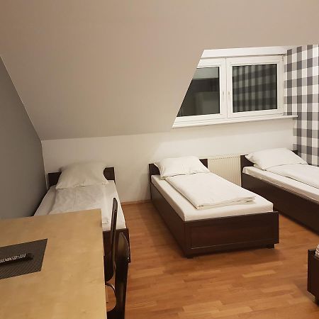 Duszka Hostel วอร์ซอ ภายนอก รูปภาพ