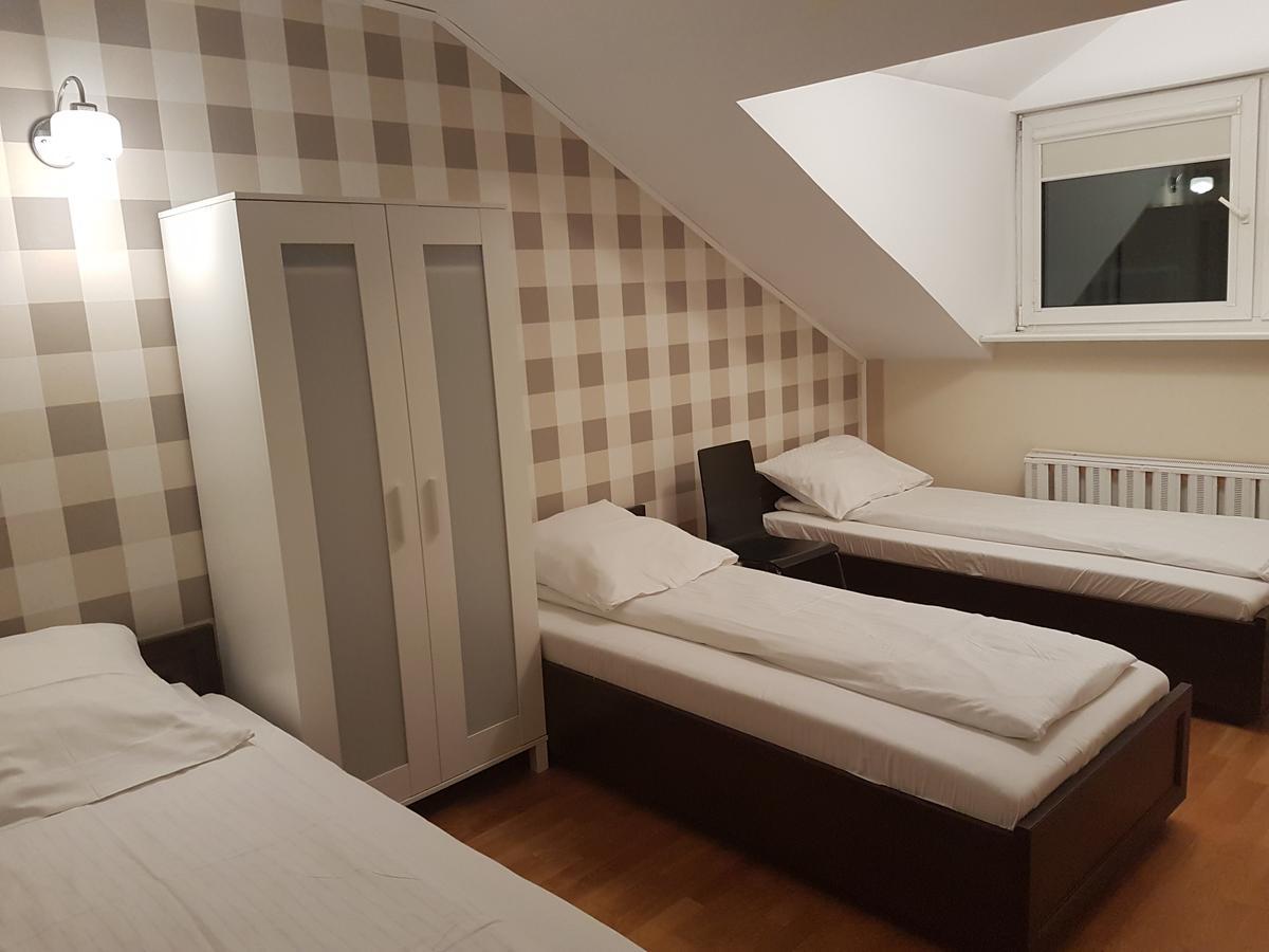 Duszka Hostel วอร์ซอ ภายนอก รูปภาพ