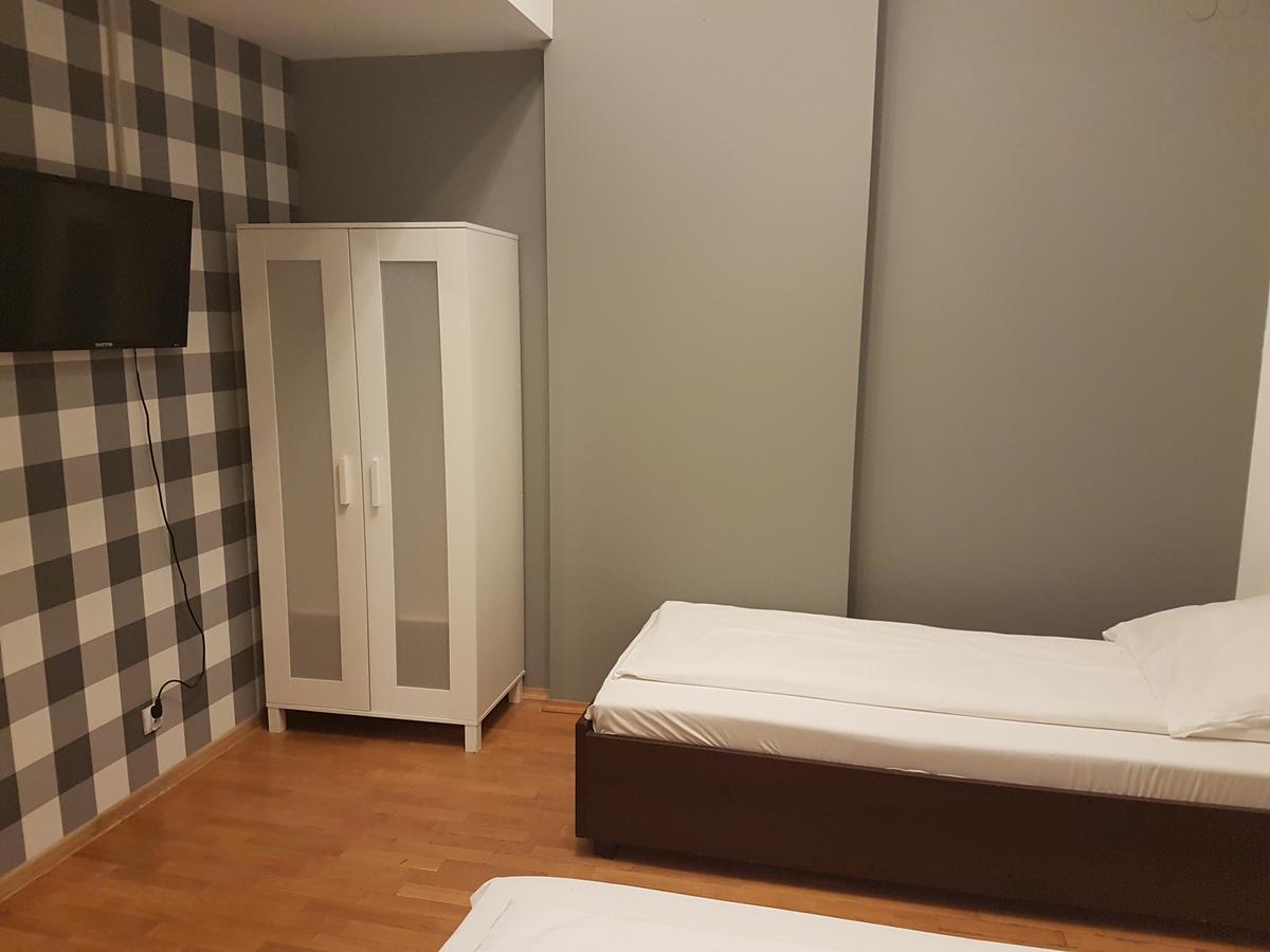 Duszka Hostel วอร์ซอ ภายนอก รูปภาพ